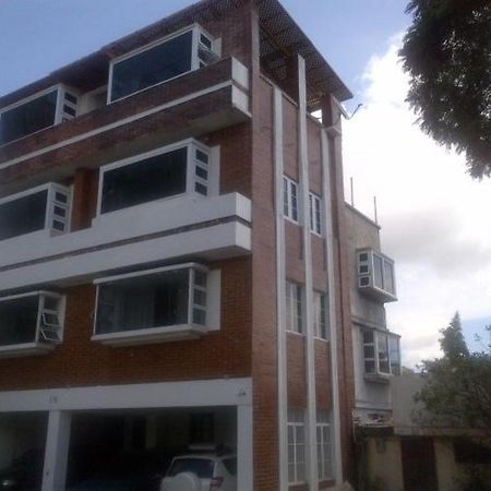 Apartamentos Comodos Cerca Del Aeropuerto Guatemala-Stad Buitenkant foto