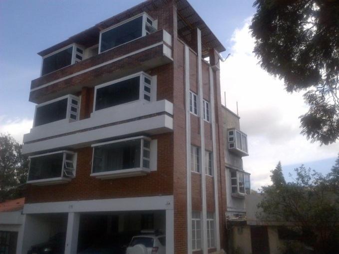 Apartamentos Comodos Cerca Del Aeropuerto Guatemala-Stad Buitenkant foto
