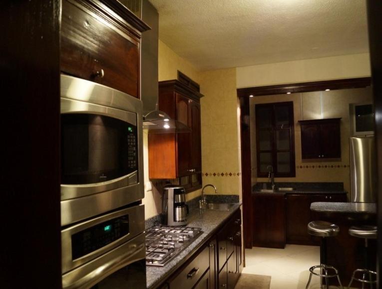 Apartamentos Comodos Cerca Del Aeropuerto Guatemala-Stad Buitenkant foto