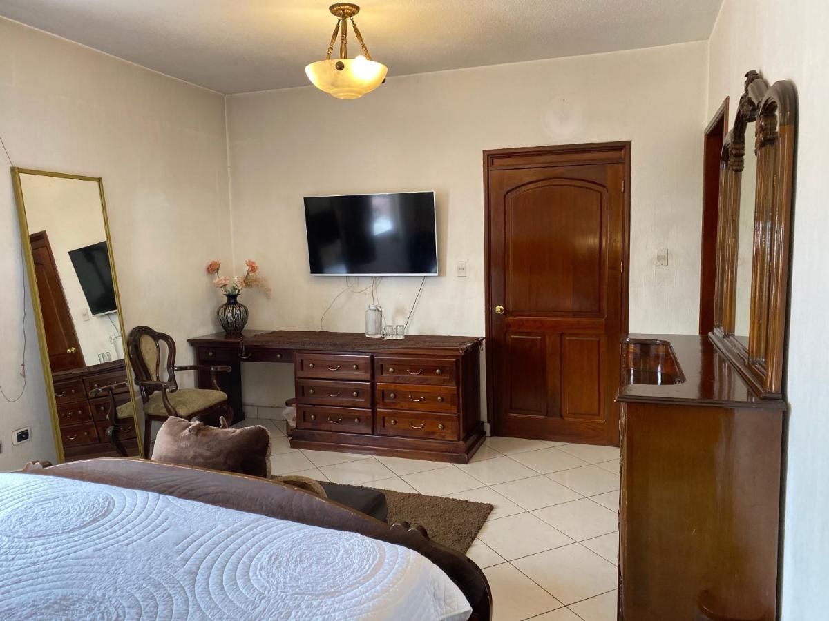 Apartamentos Comodos Cerca Del Aeropuerto Guatemala-Stad Buitenkant foto